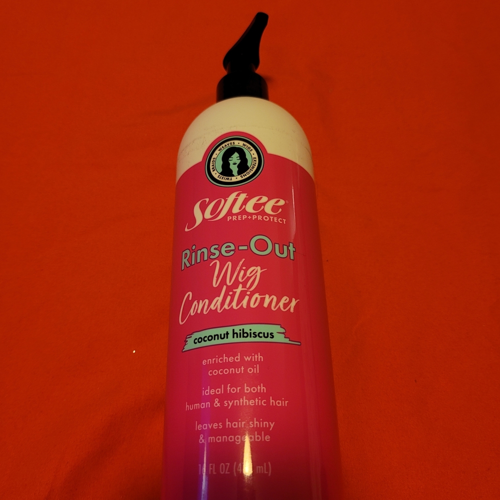Softee Pink Rinse-Out Wig Conditioner - Picture 3 of 6